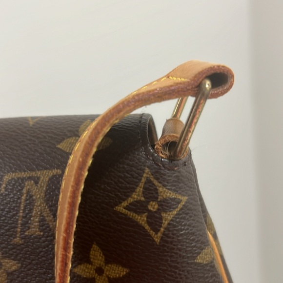 Louis Vuitton Salsa Musette Monogram GM Canvas - Picture 7 of 10